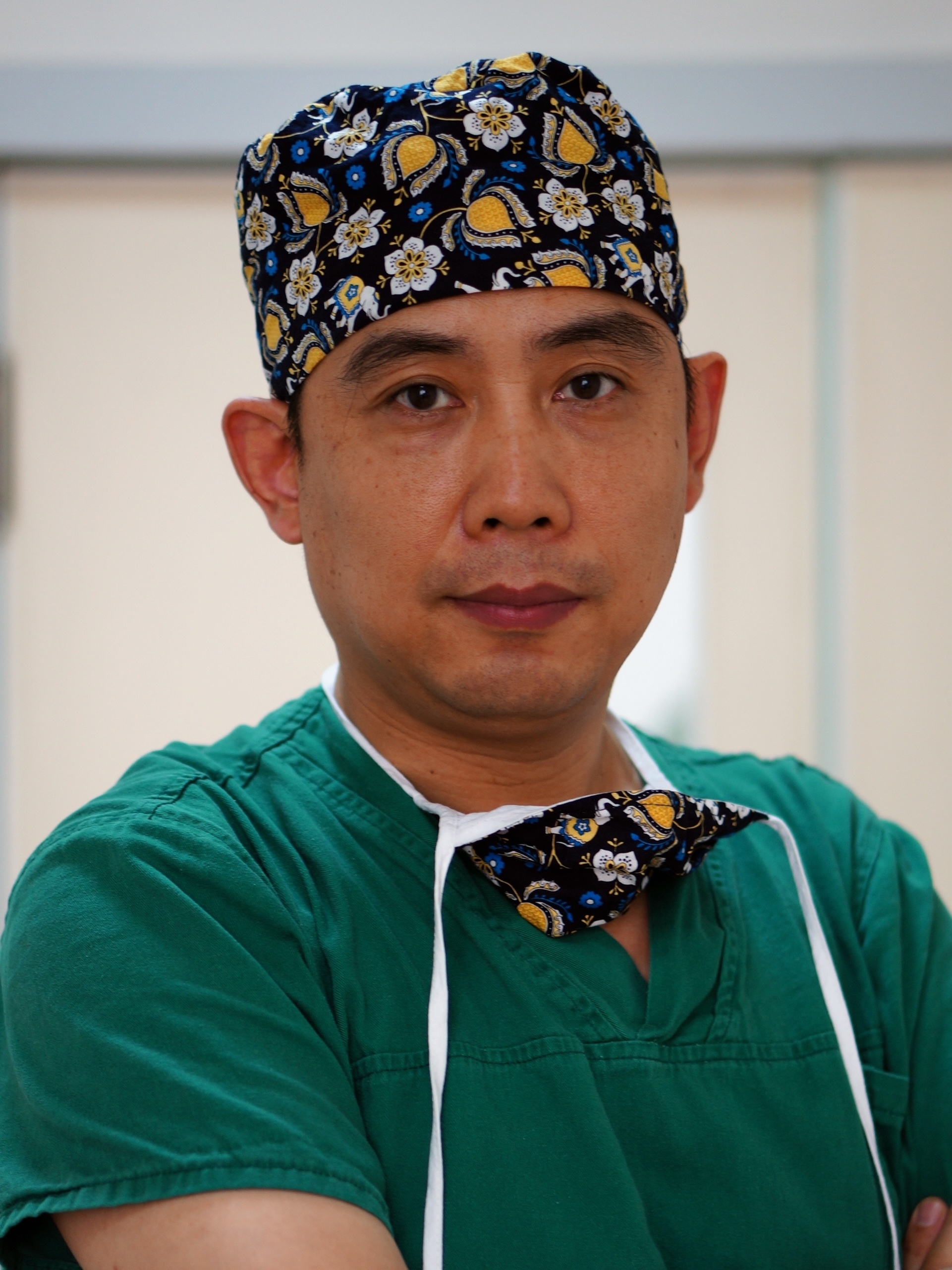 Portrait of Dr. Han Sheng, Plastic Surgeon