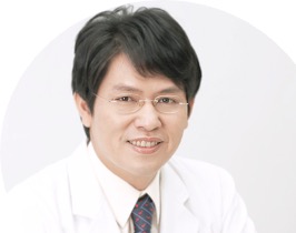 Portrait of Dr. Yubin Peng, Dermatologist