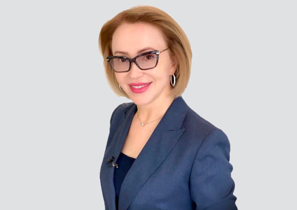 Portrait of Dr. Svitlana Larkina, Maxillofacial Surgeon, PhD, MBA